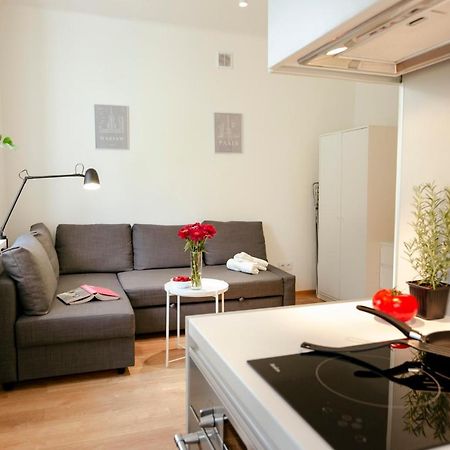 Jana Pawla II 36 - Bezplatny Podziemny Garaz - Free Parking - W Pelni Wyposazone Studio - Better Rental Varsavia Esterno foto
